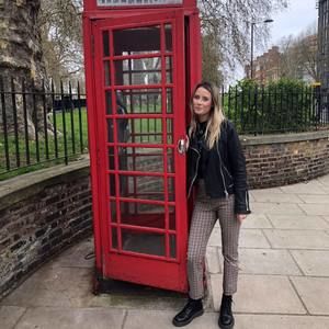 Meet your Posher, Avery